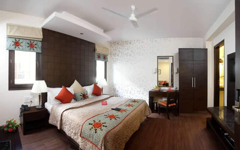 TG Stays Nehru Enclave, New Delhi 3